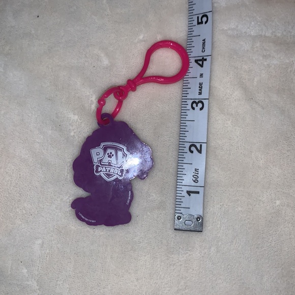 Paw Patrol Clip Keychain Key Chain Ring Hangtag Skye - Picture 3 of 3